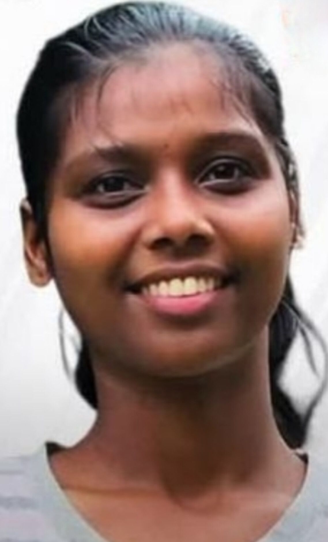 *4 പേർക്ക് പുതുജീവൻ നൽകി എടവനക്കാട് സ്വദേശിനി ജസ്ലിയ വിടപറഞ്ഞു*