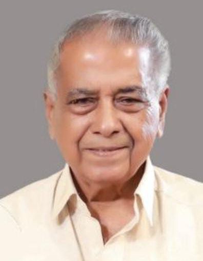 *പയ്യന്നൂരിൽ സിപിഎം വിമതൻ വി.കുഞ്ഞിക്കൃഷ്ണന്റെ സഹോദരൻ വി.രാമചന്ദ്രൻ കാർ ഇടിച്ച് മരിച്ചു*