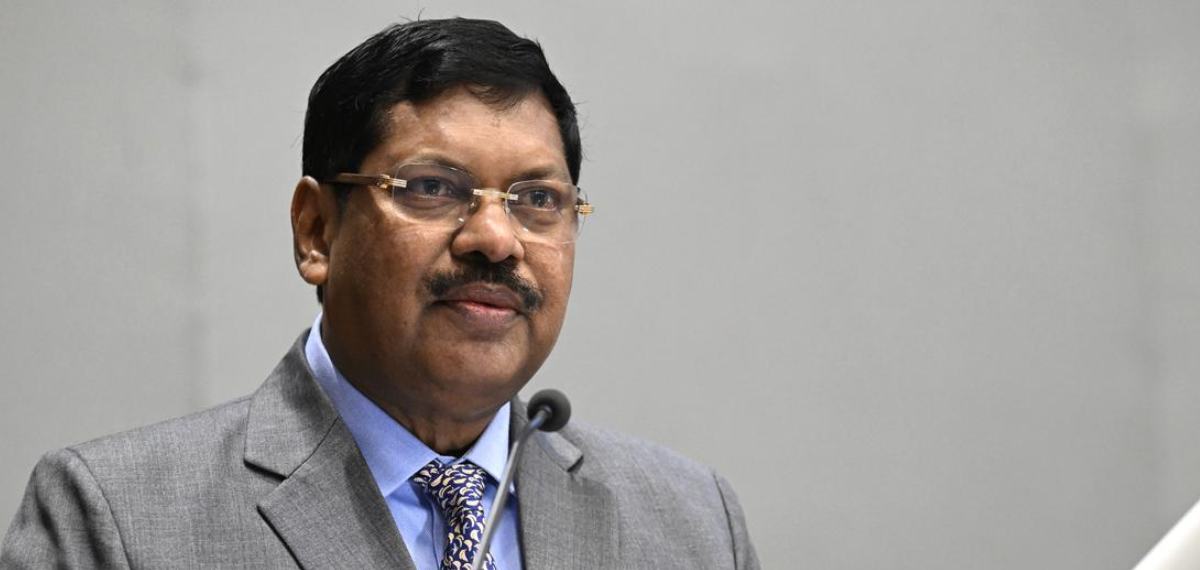 ചീഫ് ജസ്റ്റിസ് ബി ആർ ഗവായ്യുടെ അനന്തരവനെ ഹൈക്കോടതി ജഡ്ജിയാക്കാനുള്ള കൊളീജിയത്തിന്റെ ശുപാർശ വിവാദത്തിൽ ചീഫ് ജസ്റ്റിസ് ബി ആർ ഗവായ്യുടെ അനന്തരവനെ ഹൈക്കോടതി ജഡ്ജിയാക്കാനുള്ള കൊളീജിയത്തിന്റെ ശുപാർശ വിവാദത്തിൽ
